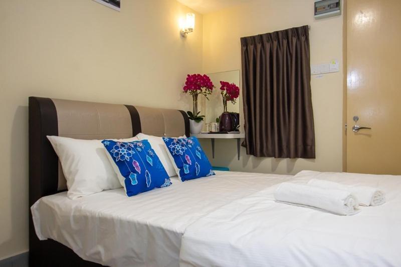 Southern Tip Hotel Pontian Kecil Kültér fotó