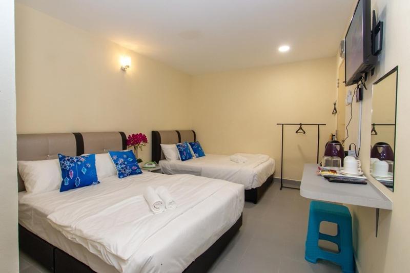 Southern Tip Hotel Pontian Kecil Kültér fotó